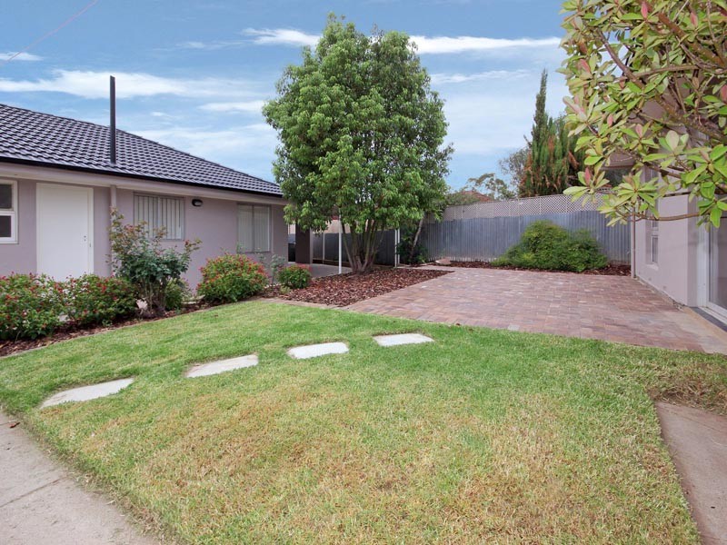 25 Collins Parade, Hackham SA 5163