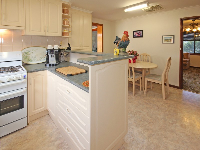 18 Gerald Court, Christie Downs SA 5164