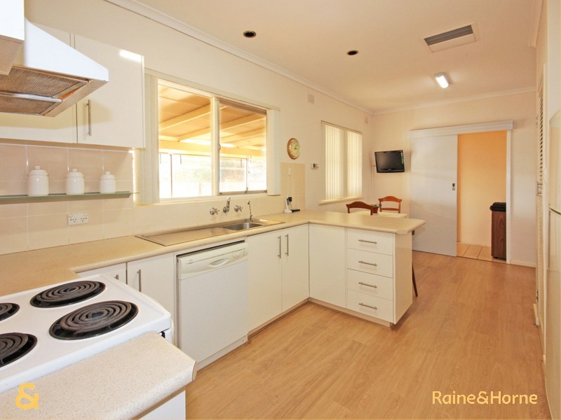 7 Wildwood Road, Happy Valley SA 5159