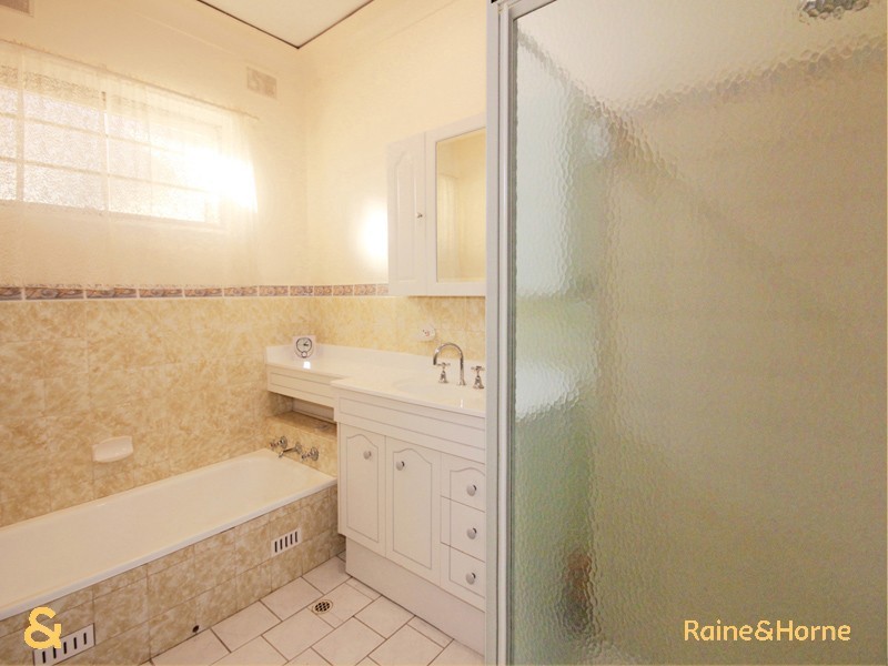 7 Wildwood Road, Happy Valley SA 5159