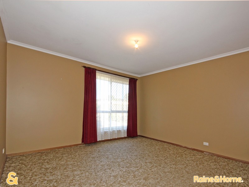 3 Marie Avenue, Morphett Vale SA 5162