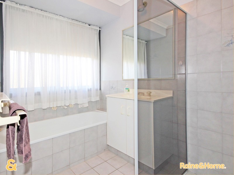 48 Manning Road, Aberfoyle Park SA 5159