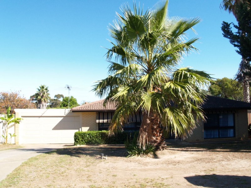 17 Greenloop Crescent, Huntfield Heights SA 5163