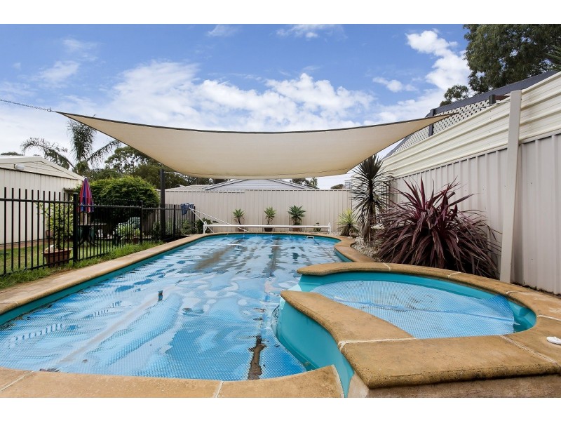 9 McCartney Street, Morphett Vale SA 5162