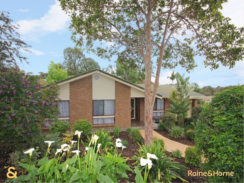 3 Ween Avenue, Happy Valley SA 5159