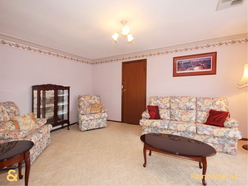 3 Ween Avenue, Happy Valley SA 5159