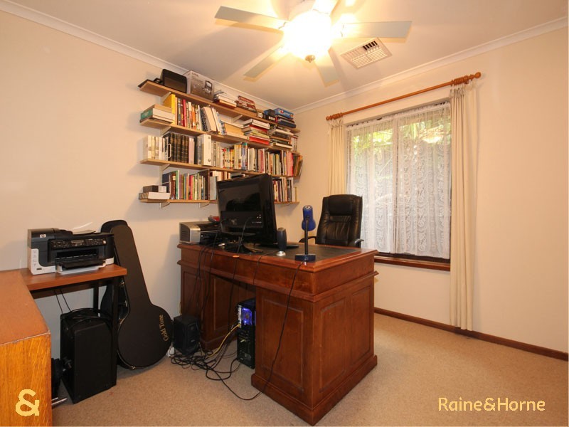 3 Ween Avenue, Happy Valley SA 5159
