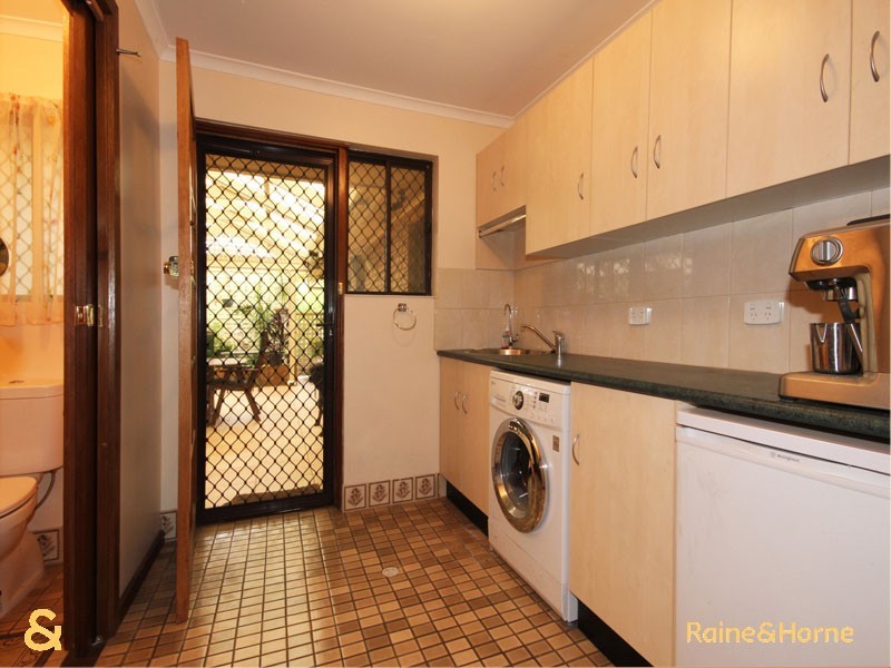 3 Ween Avenue, Happy Valley SA 5159