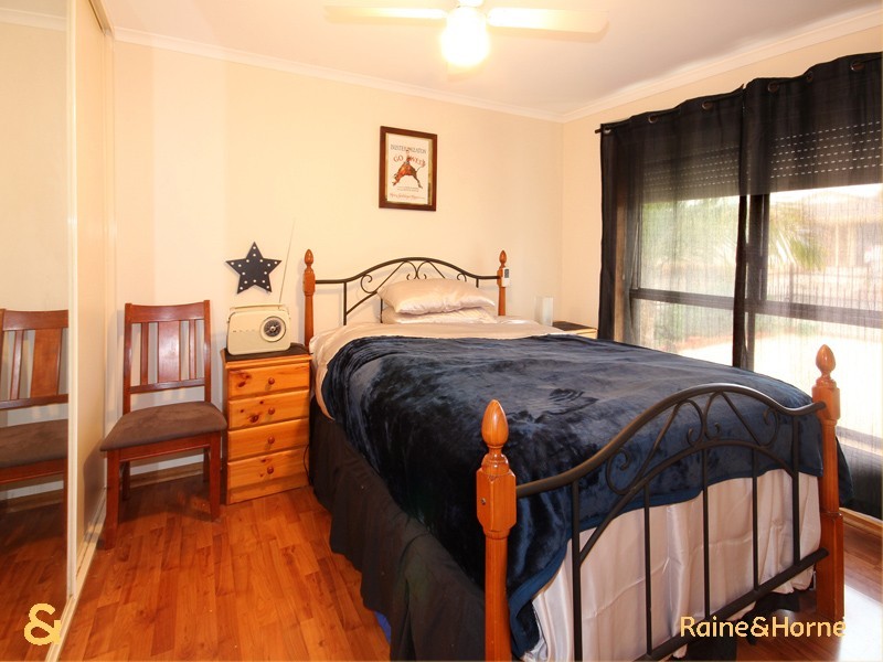 5 Tina Way, Morphett Vale SA 5162