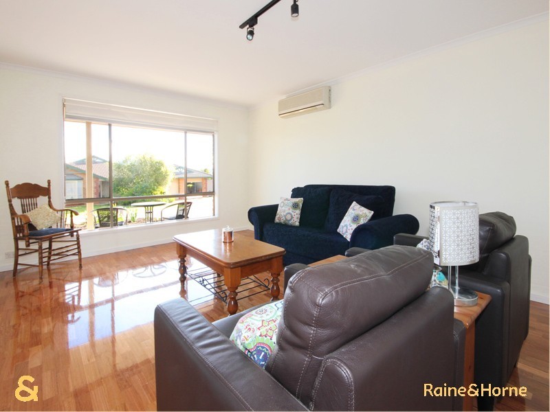 10 Mori Street, Woodcroft SA 5162