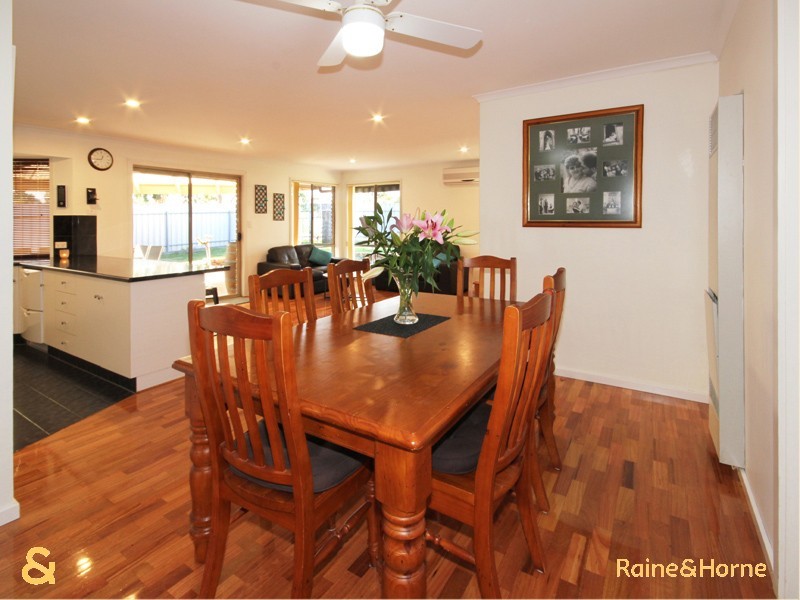 10 Mori Street, Woodcroft SA 5162