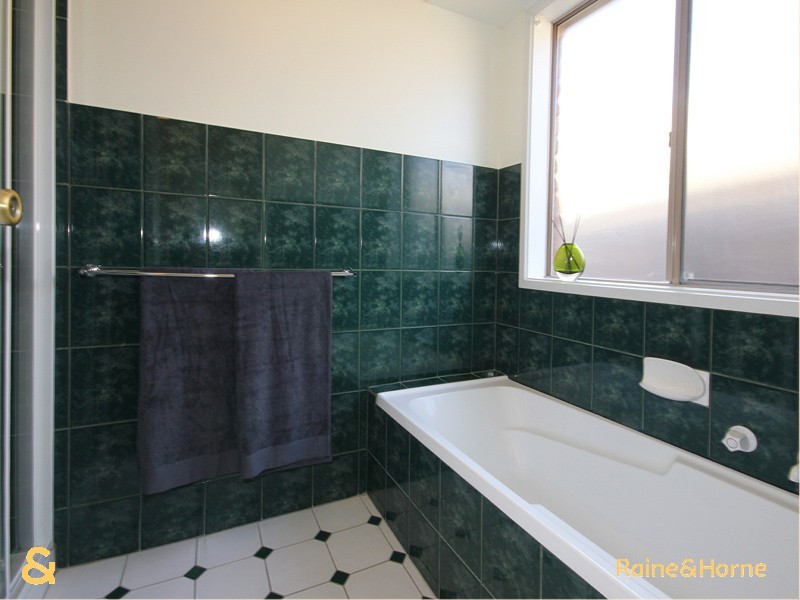 10 Mori Street, Woodcroft SA 5162