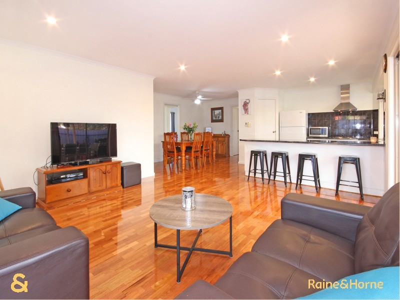 10 Mori Street, Woodcroft SA 5162