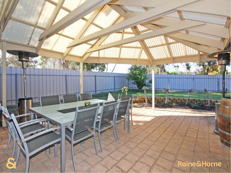 10 Mori Street, Woodcroft SA 5162