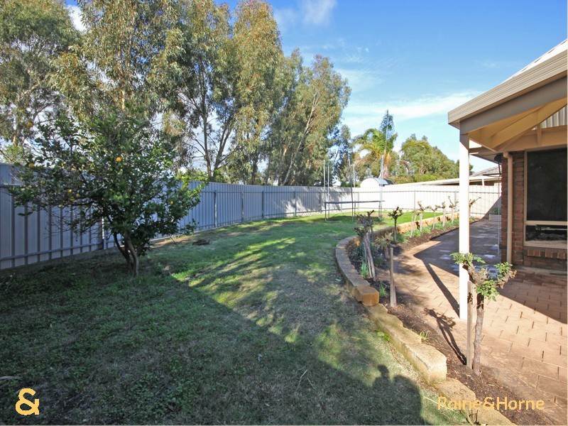 10 Mori Street, Woodcroft SA 5162