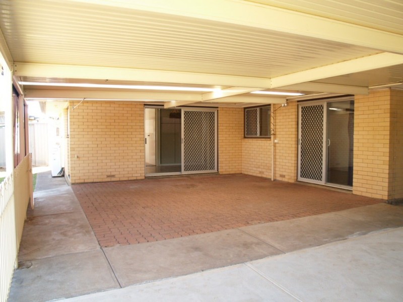 17 Greenloop Crescent, Huntfield Heights SA 5163