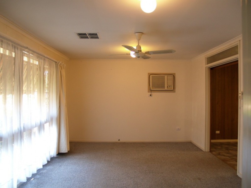 17 Greenloop Crescent, Huntfield Heights SA 5163