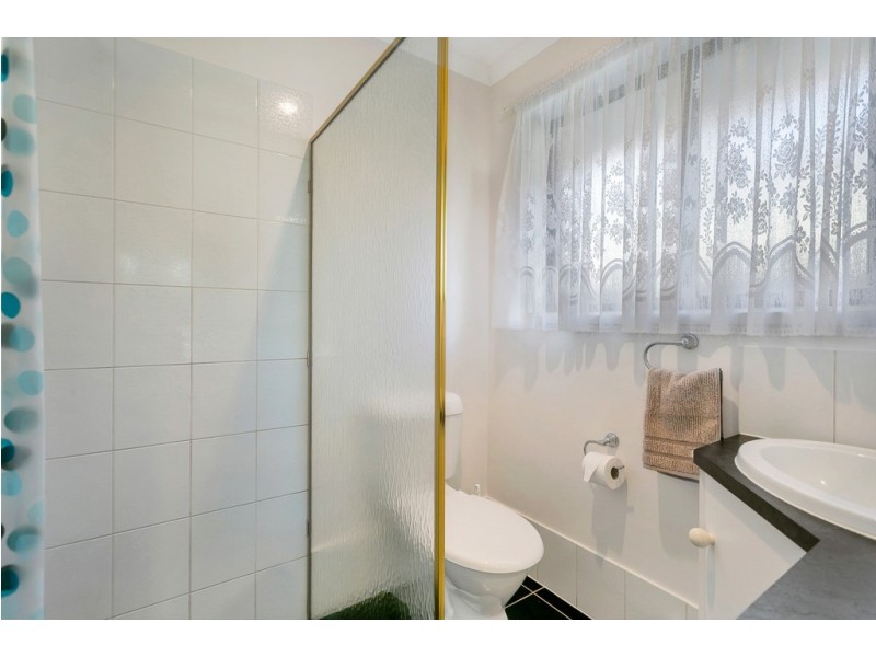 6 Dylan Court, Woodcroft SA 5162