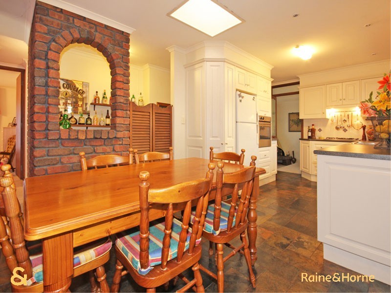 8 Tennessee Drive, Happy Valley SA 5159