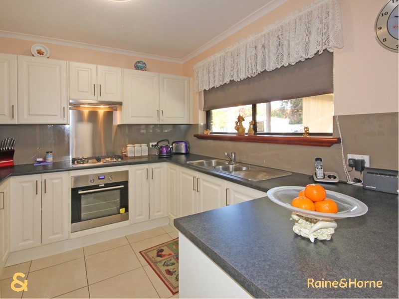 84 Malbeck Drive, Reynella East SA 5161