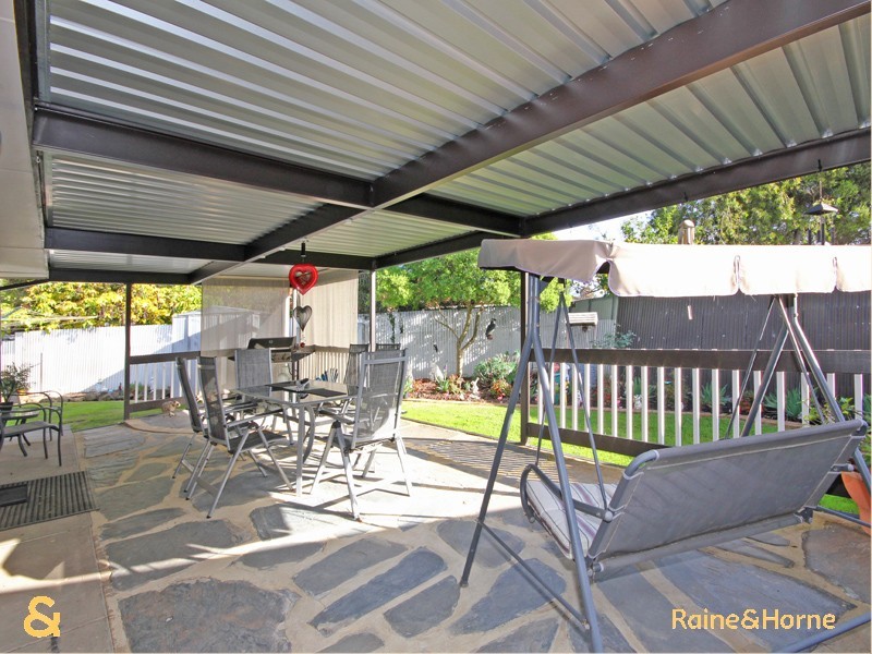 84 Malbeck Drive, Reynella East SA 5161