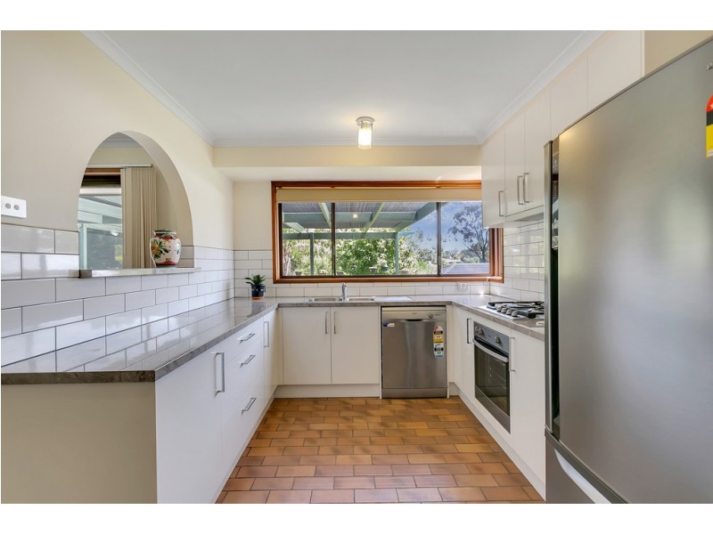 14 Garnet Crescent, Flagstaff Hill SA 5159
