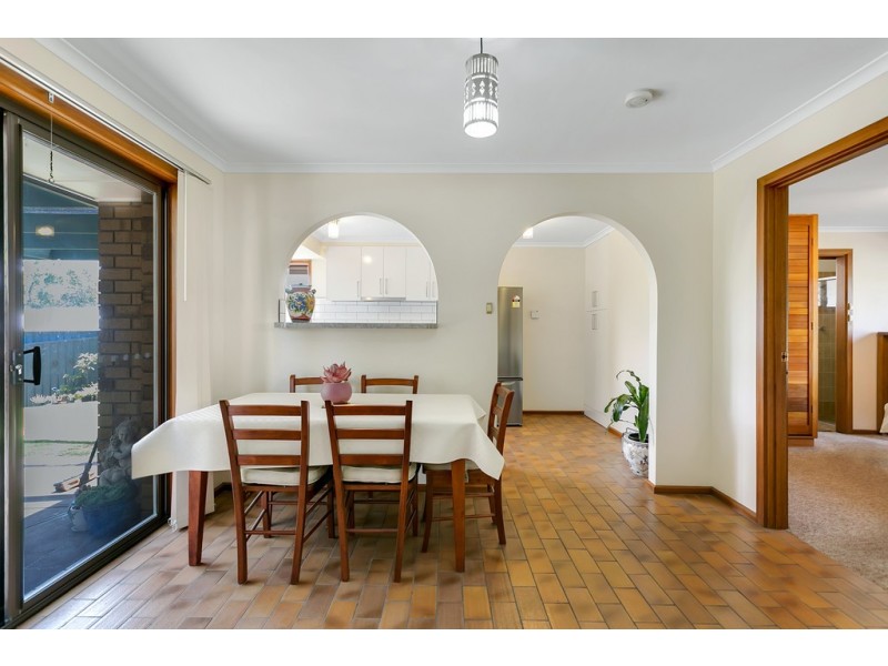 14 Garnet Crescent, Flagstaff Hill SA 5159