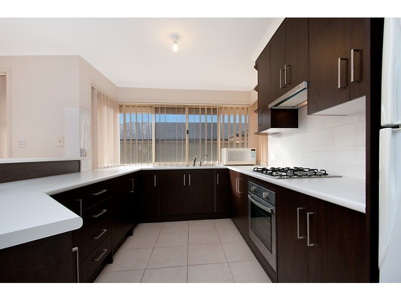 150 President Avenue, Andrews Farm SA 5114