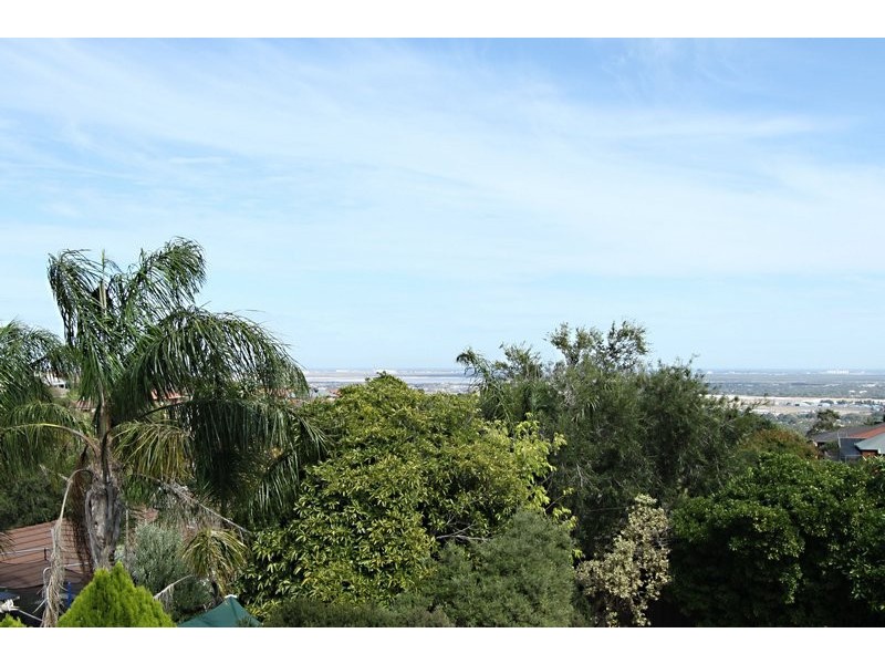 5 Grasslands Court, Wynn Vale SA 5127