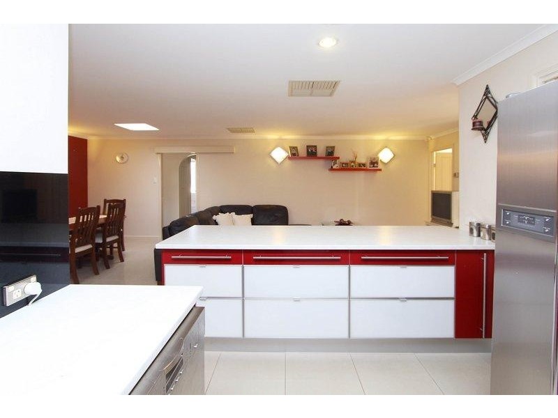 50 Pacific Boulevard, Hillbank SA 5112