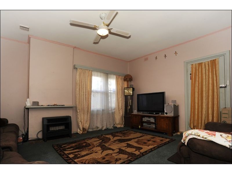 20 McKenzie Road, Elizabeth Downs SA 5113