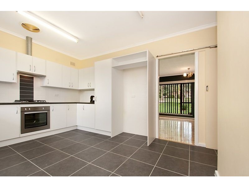 4 Allen Drive, Para Hills SA 5096