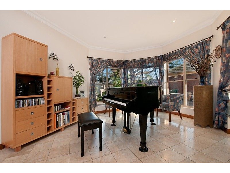 2 George Street, Royal Park SA 5014