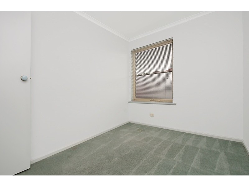 2/1 Francis Ridley Cct, Brompton SA 5007