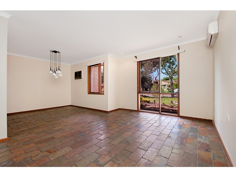 8 Mary Ann Street, West Lakes SA 5021