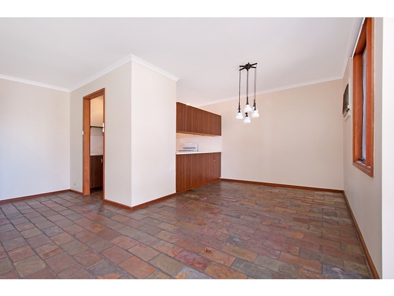 8 Mary Ann Street, West Lakes SA 5021