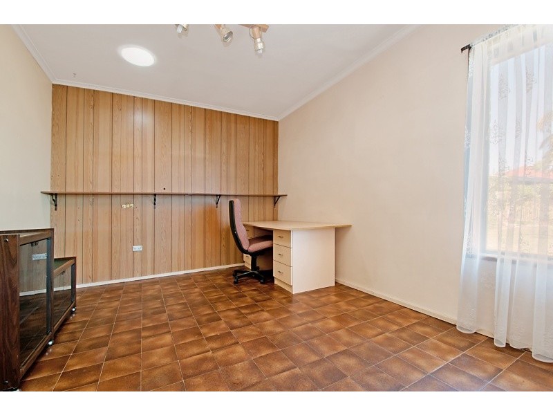 2 Jennifer Drive, Morphett Vale SA 5162