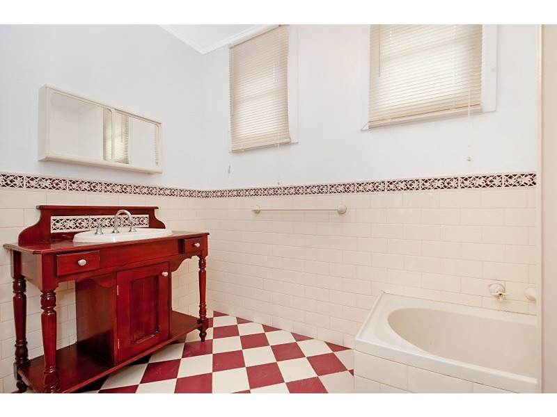 33 Percy Street, Prospect SA 5082