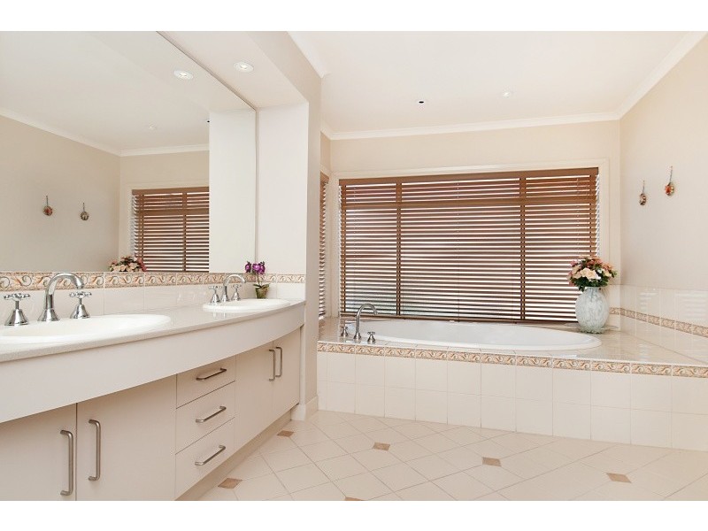 383 North East Road, Hillcrest SA 5086