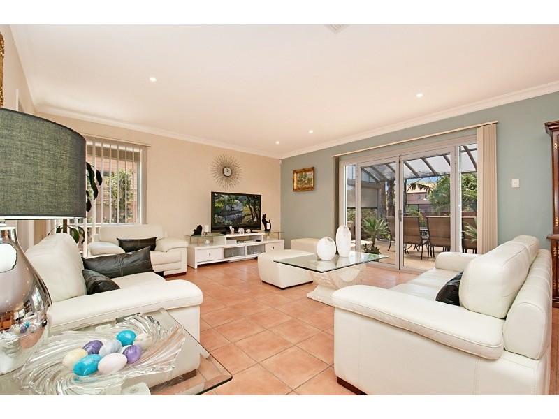 16 St. James Boulevard, Brompton SA 5007