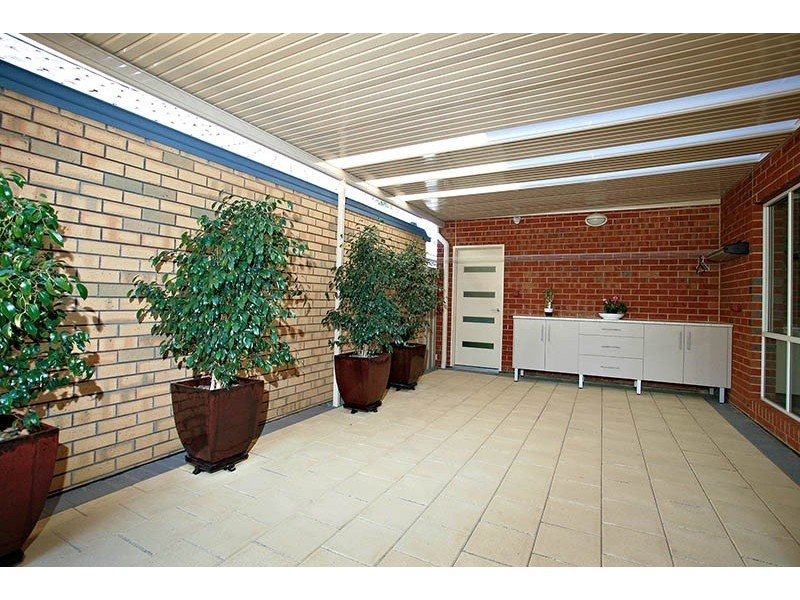 16 St. James Boulevard, Brompton SA 5007