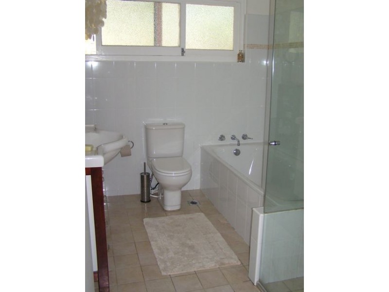 11 Kungar Road, Caringbah NSW 2229