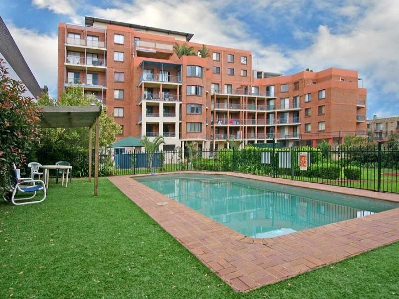 18/2-4 Central Road, Miranda NSW 2228