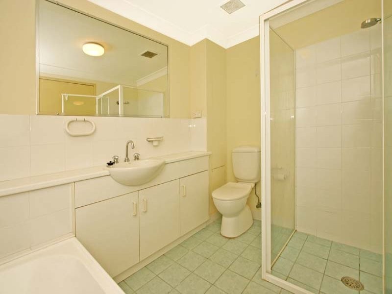 18/2-4 Central Road, Miranda NSW 2228