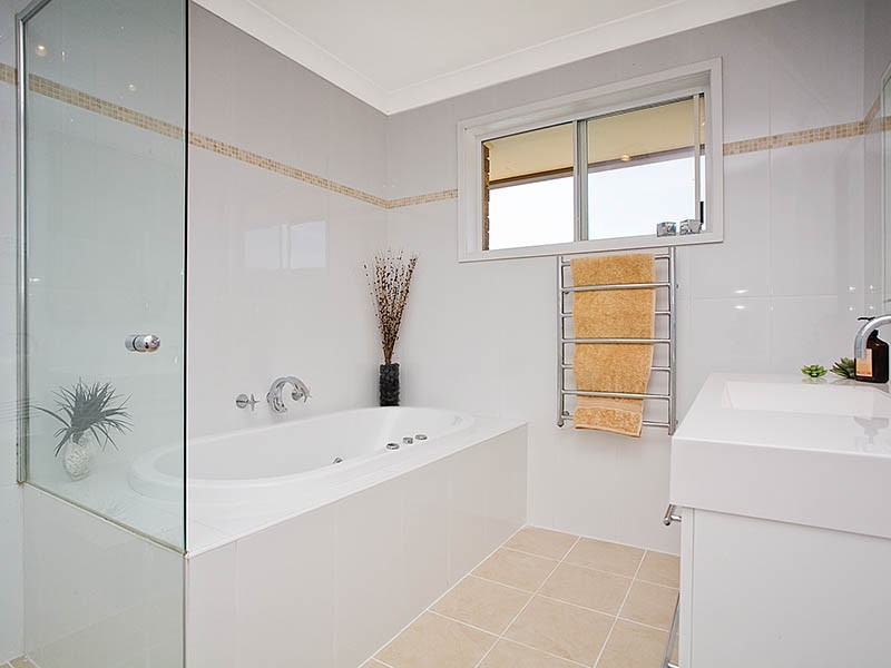 22 Cooreingah Heights Road, Engadine NSW 2233