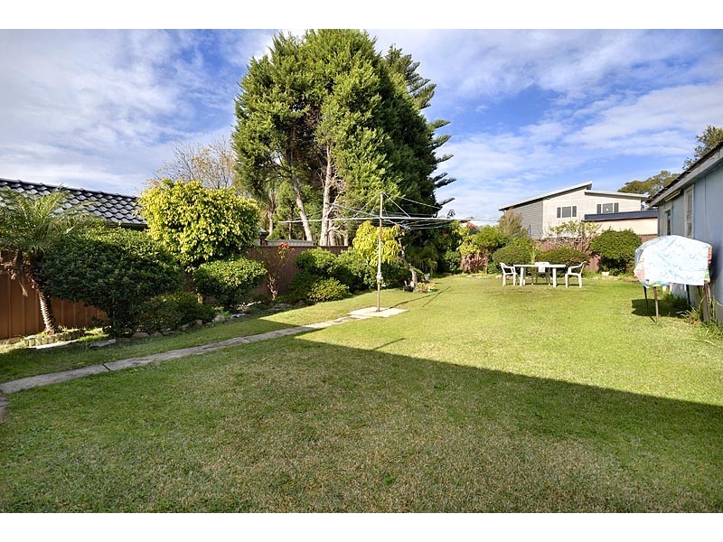 40 Raleigh Avenue, Caringbah NSW 2229