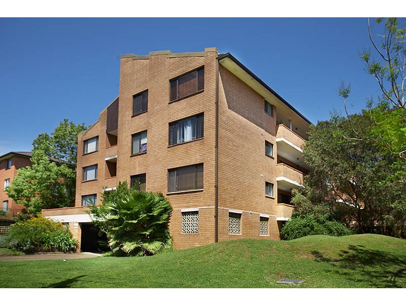 12/2-8 Kiora Rd, Miranda NSW 2228