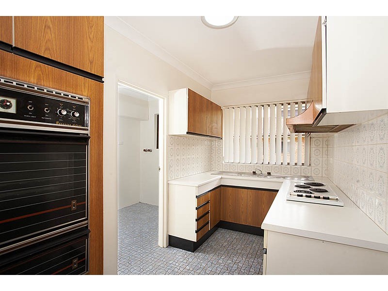 12/2-8 Kiora Rd, Miranda NSW 2228