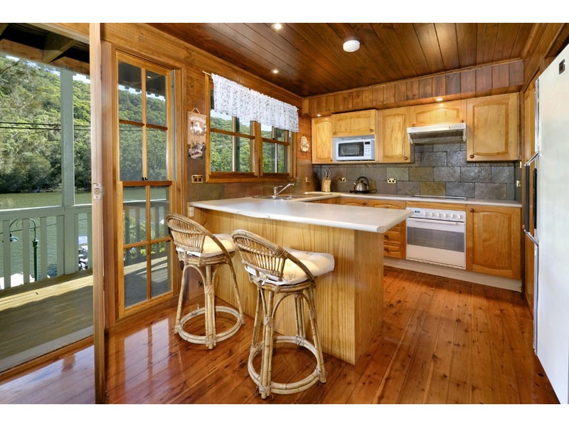 243 Prince Edward Park Rd, Woronora NSW 2232