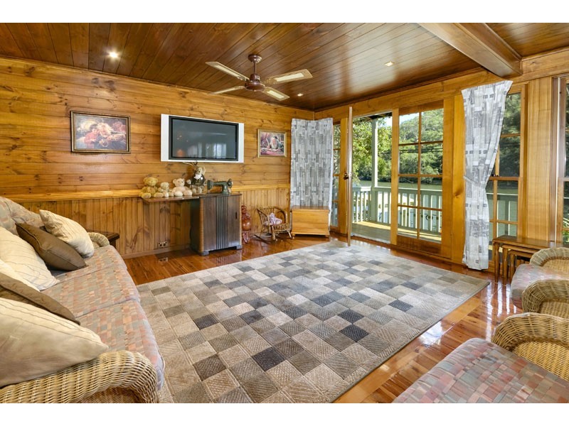 243 Prince Edward Park Rd, Woronora NSW 2232